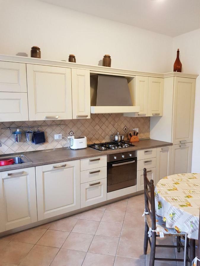 Villa Lorenzo Primo Piano Camaiore Luaran gambar